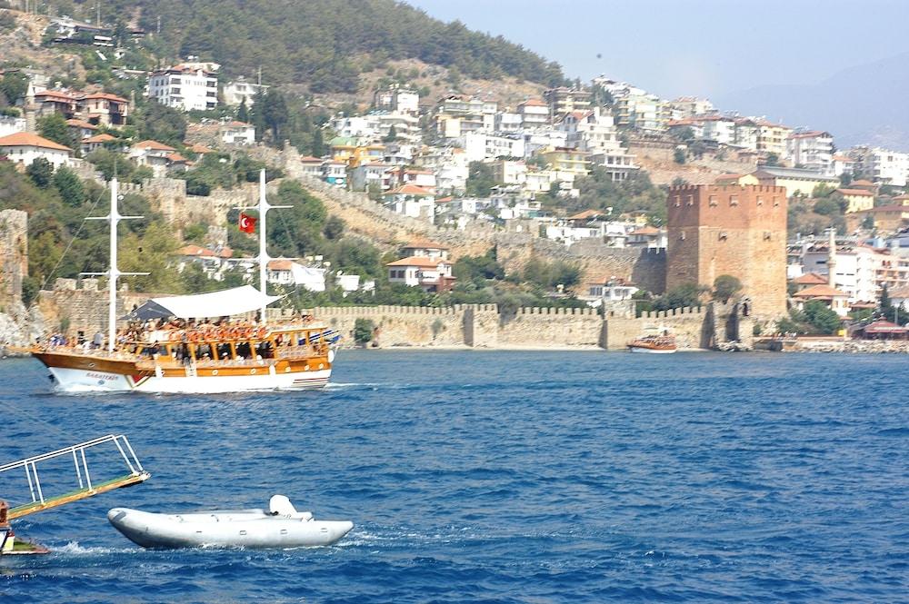 Remi Hotel Alanya Esterno foto