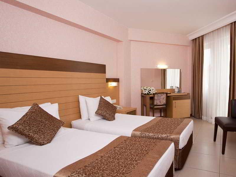 Remi Hotel Alanya Esterno foto