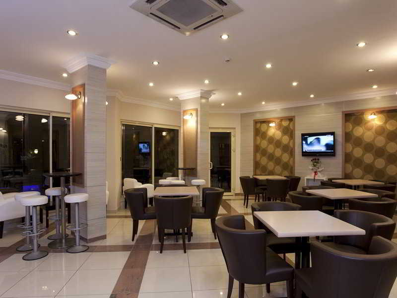 Remi Hotel Alanya Esterno foto