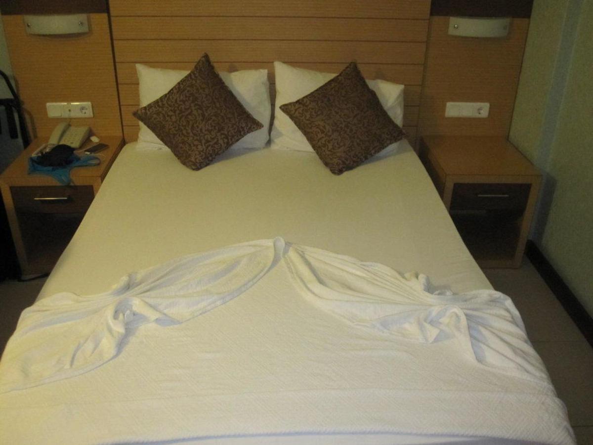 Remi Hotel Alanya Esterno foto